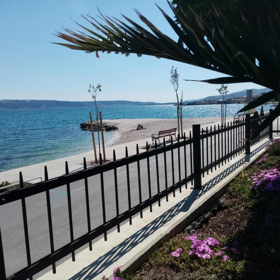 Apartman Figaro Pogled Od Milijun Dolara, 2 Tusa, 2 Wc Kaštela Zewnętrze zdjęcie