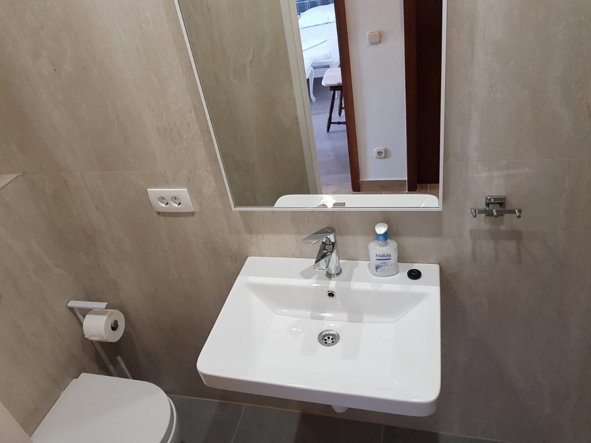 Apartman Figaro Pogled Od Milijun Dolara, 2 Tusa, 2 Wc Kaštela Zewnętrze zdjęcie