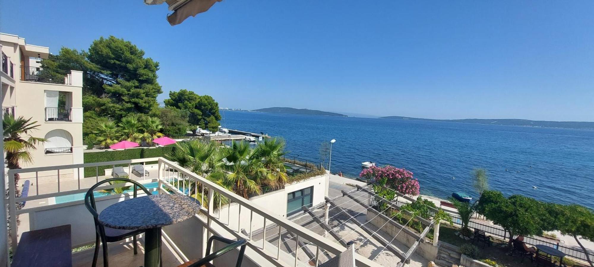 Apartman Figaro Pogled Od Milijun Dolara, 2 Tusa, 2 Wc Kaštela Zewnętrze zdjęcie