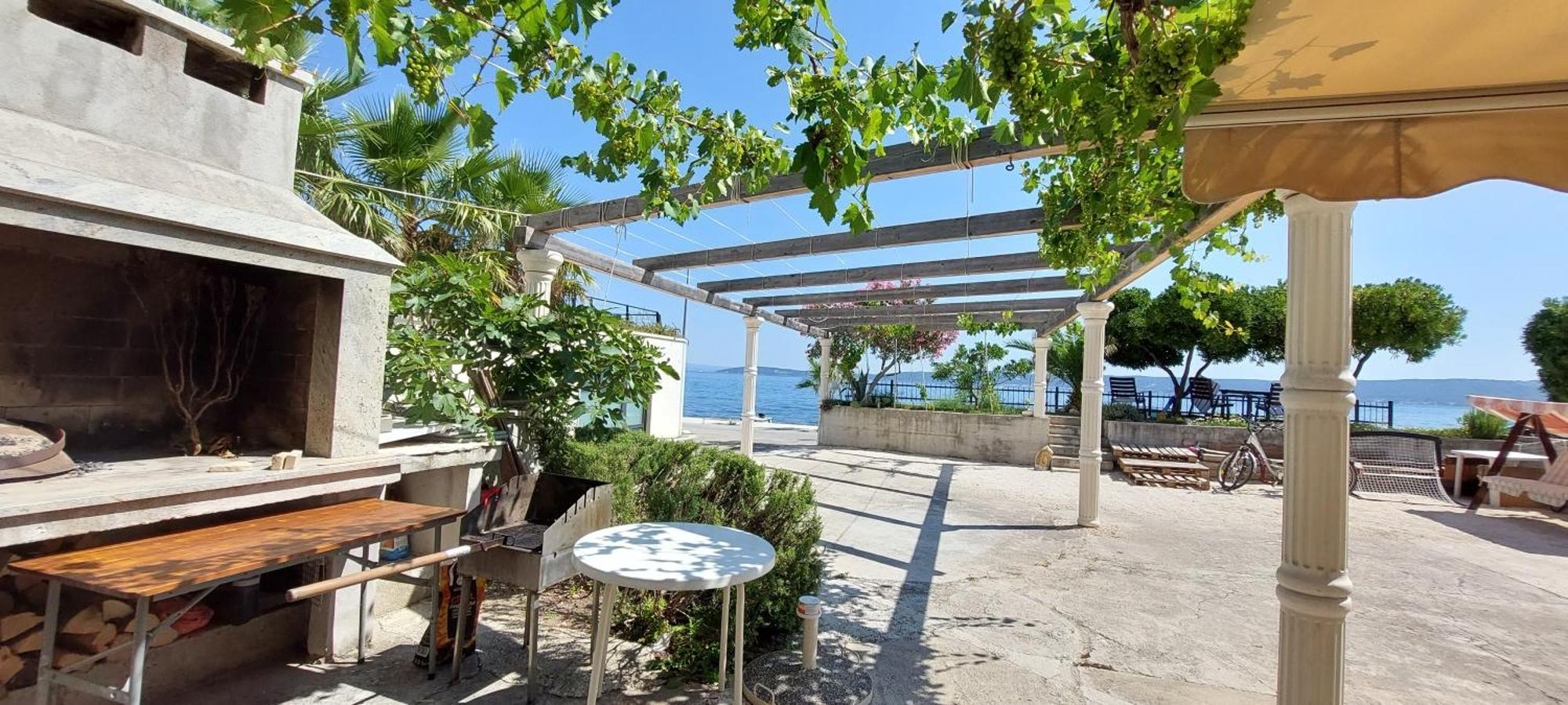 Apartman Figaro Pogled Od Milijun Dolara, 2 Tusa, 2 Wc Kaštela Zewnętrze zdjęcie